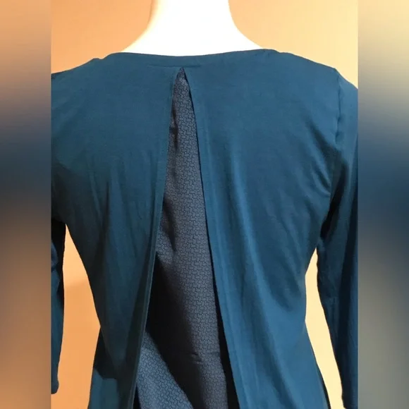 Ann Taylor Blue Long Sleeves Lose Blouse Slit Back  With Different Pattern Sz MP - Picture 4 of 8